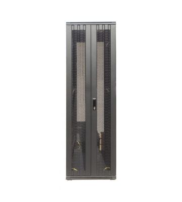 Baie serveur 47U avec double porte avant et arrière perforée 600x800x2200mm (LxPxH)
